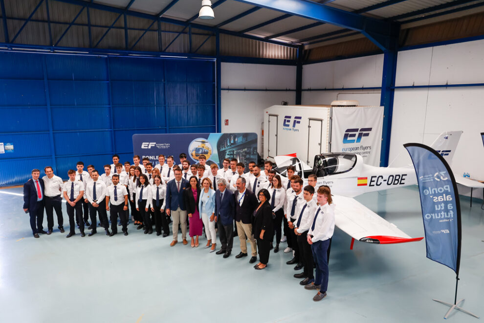 European Flyers inicia sus nuevas promociones de piloto de avión y helicóptero.