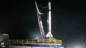 El MIura 1 durante el segundo intento de lanzamiento.