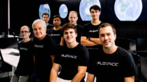 Parte del equipo de PLD Space involucrado en el programa HALCON.