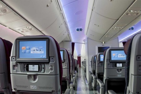 Detalle de la clase turista en el nuevo B-787 de Qatar Airways.