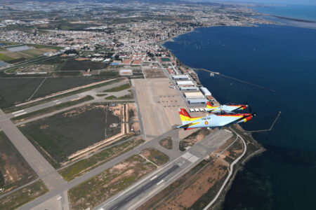 Pronto podremos ver formaciones de siete PC-21 haciendo acrobacia aérea no solo sobre San Javier.