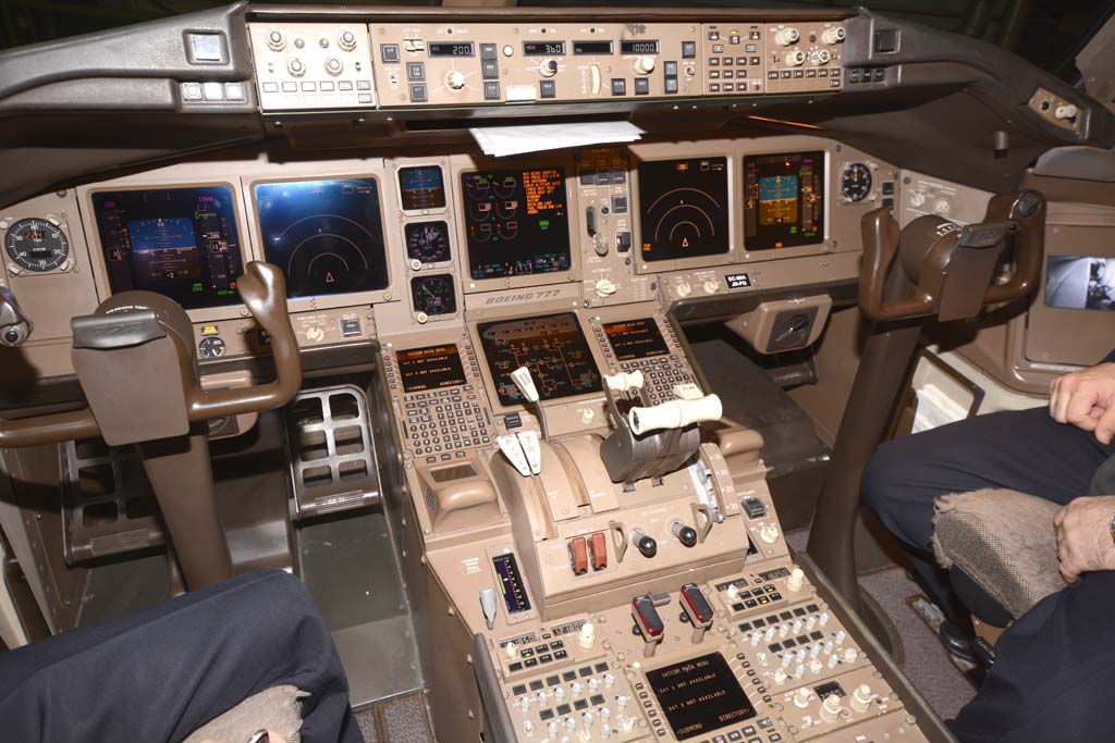 Cockpit del Boeing 777 de Privilege Style.
