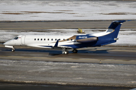 El Embraer Legacy 600 RA-02795.