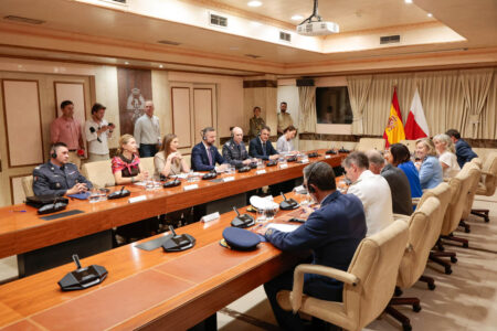 Reunión de los ministros de Defensa de España y Polonia en Madrid.