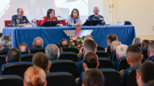 Robles durante su intervención por videoconferencia para la inauguración de las cursos de las academias militares.