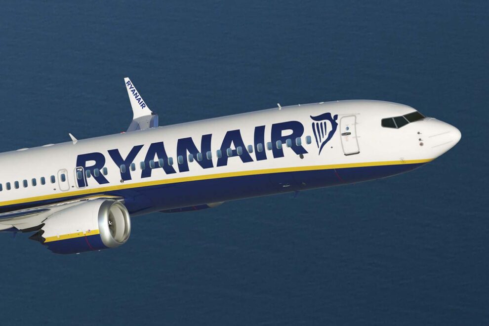 Ryanair compra 300 Boeing 737-10.