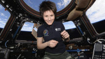 La astronauta italiana de la ESA Samantha Cristoforetti a bordo de la ISS.