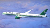 Entre las entregas de Boeing en octubre, este B-787 con los nuevos colores de Saudia.