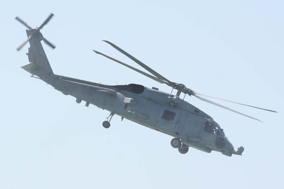 El Gobierno aprueba fondos para diversos programkas militares, incluida la sustitución de los SH-60B de la Armada.