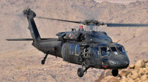 Estados Unidos autoriza la venta de cuatro Sikorsky UH-60L de segunda mano a Argentina.