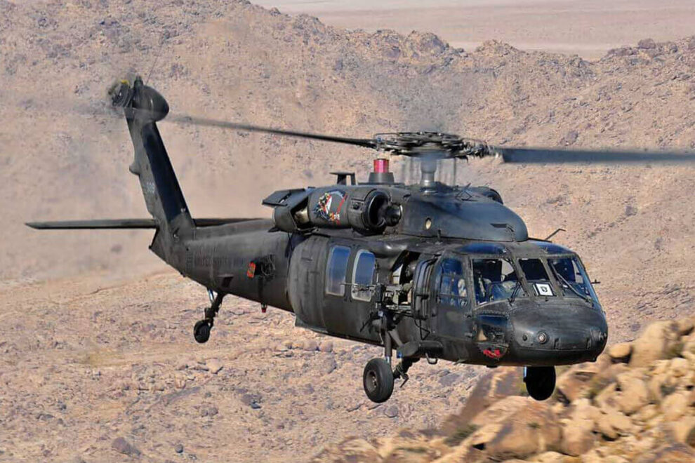 Estados Unidos autoriza la venta de cuatro Sikorsky UH-60L de segunda mano a Argentina.