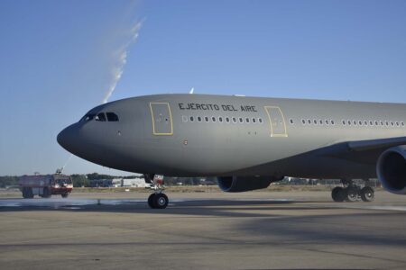 Como en la entrega del primero, este A330 ha llegado a Torrejón portando todavía su matrícula civil y con número de vuelo de Iberia.