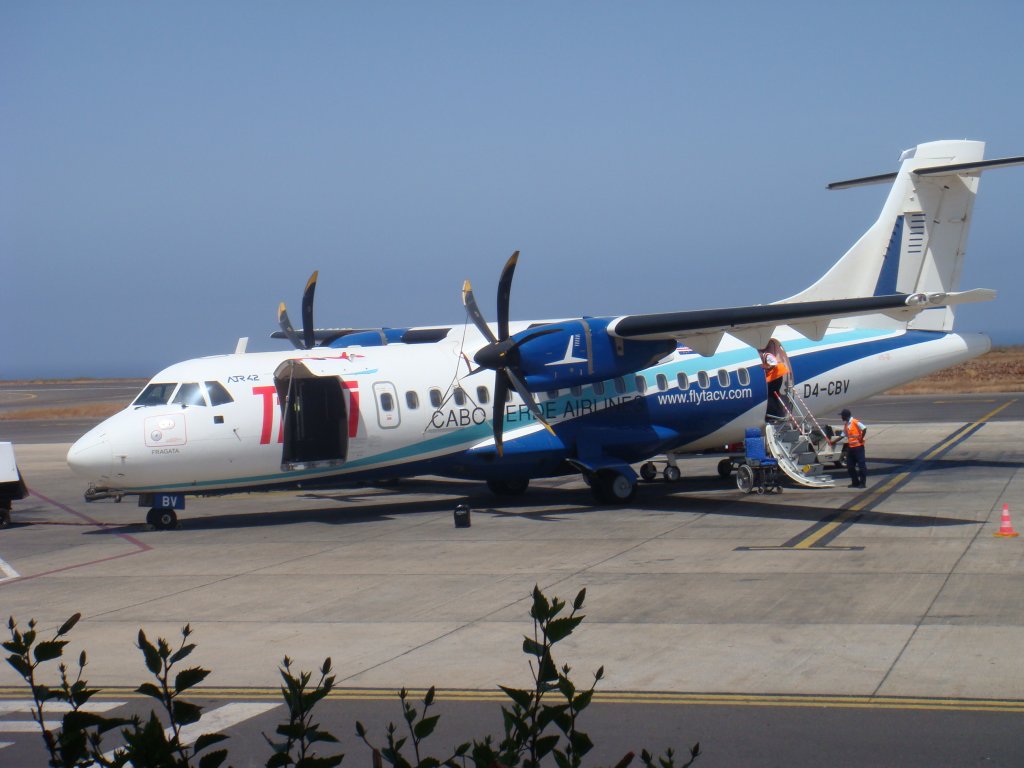 ATR 42 de TACV