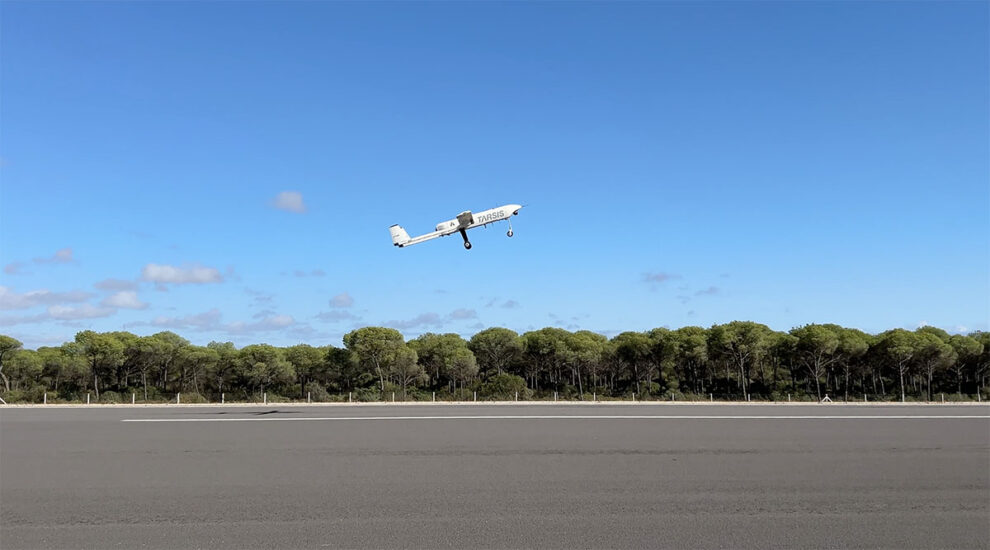 UAS Tarsis de Aertec despegando desde CEUS