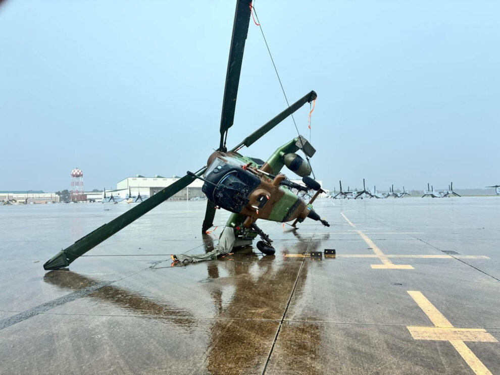 Uno de los Tigre de FAMET dañados en la base de Norfolk.