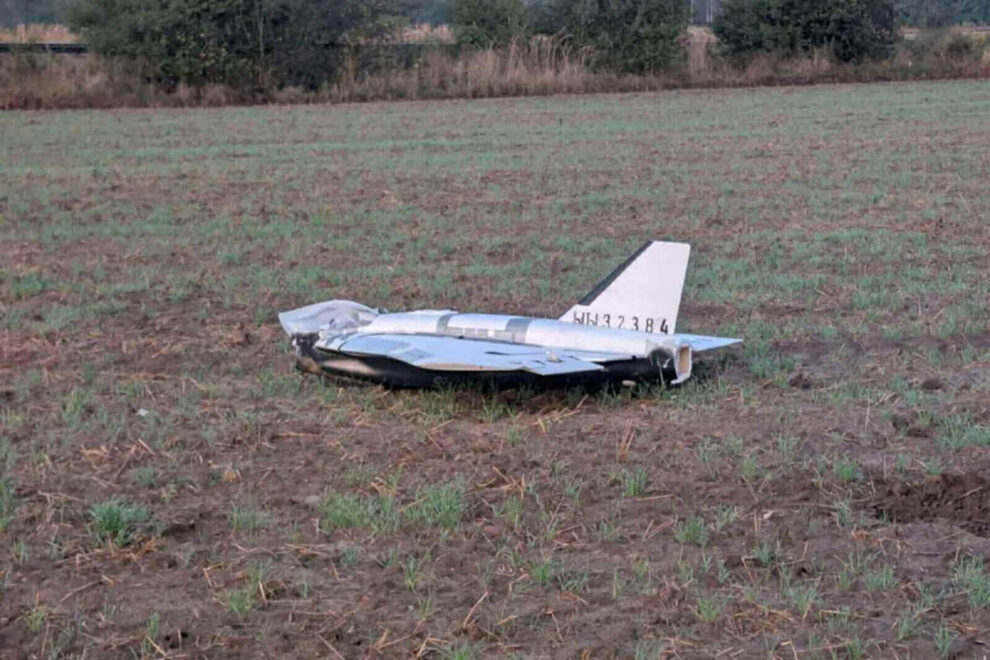 UAV ruso Gerbera caído en Polonia en 2025. Mide 2 metros de largo y 2,5 m de envergadura.