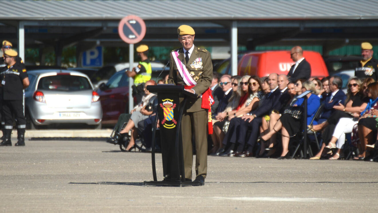 El general Marcos, jefe de la UME.
