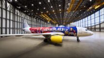 El nuevo Airbus A320 de Vueling dedicado al FC Barcelona femenino.