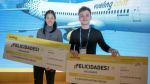 Los dos ganadores del NextGen Aviation Challenge de Vueling: PulpaTronics y Asteroid Technologies.