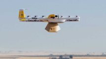 Modelo de drone usado popr Wing Aviation para sus pruebas de transporte de carga.