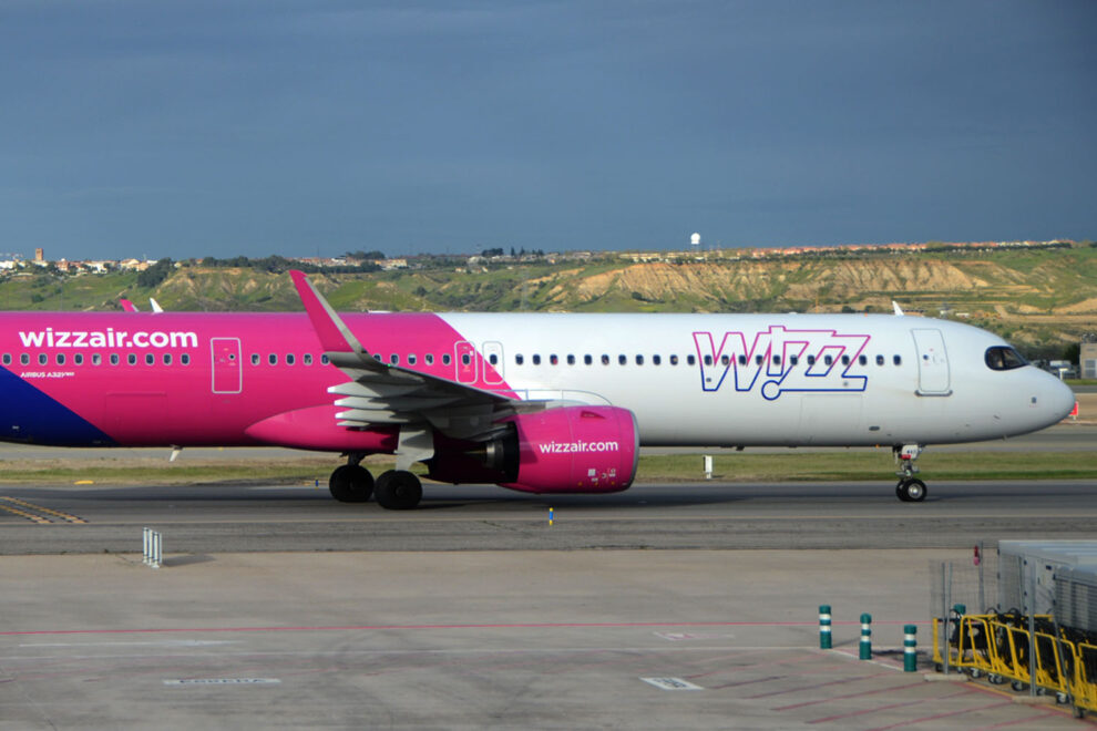 Airbus A321neo de Wizz Air en el aeropuerto de Madrid-Barajas.