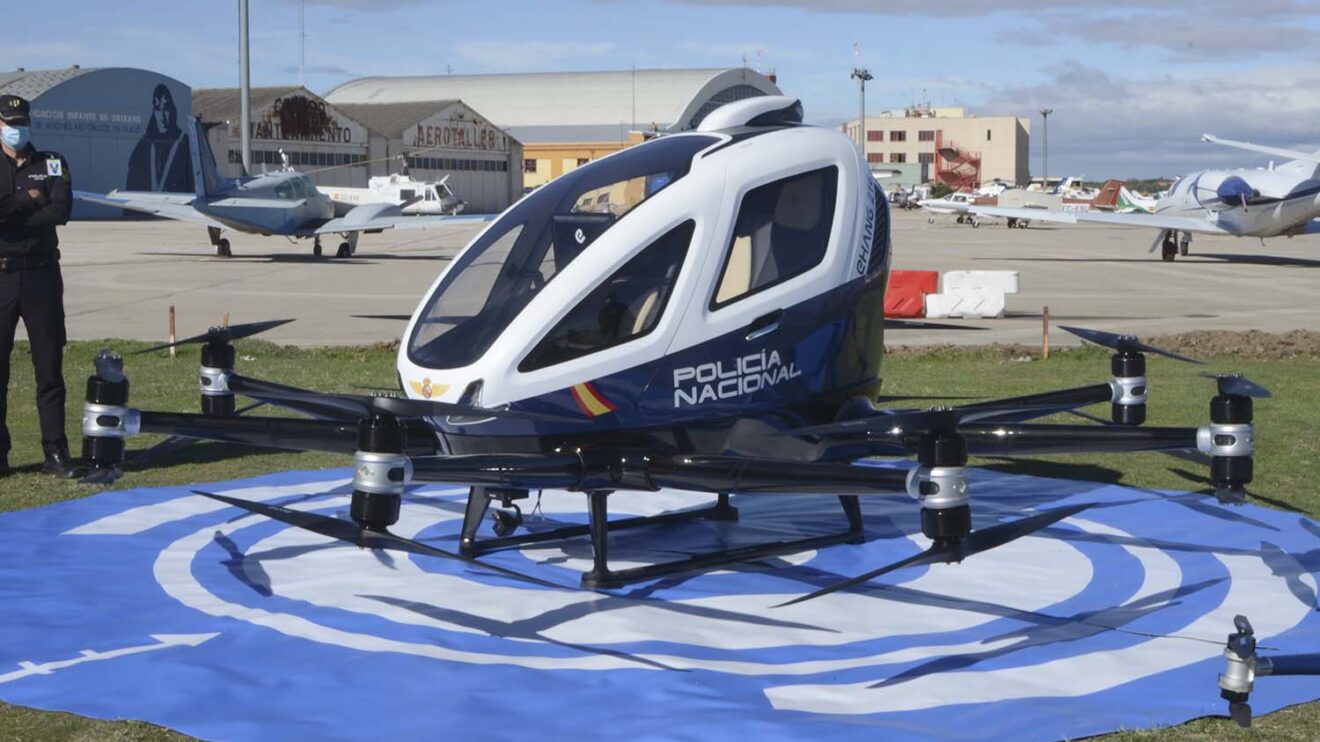 Pronto podremos ver volar al posible nuevo medio aéreo de la Policía española.
