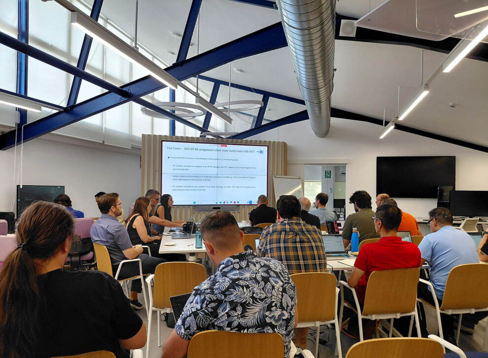Algunos de los participantes en la evaluación operativa de iTEC SkyNex.