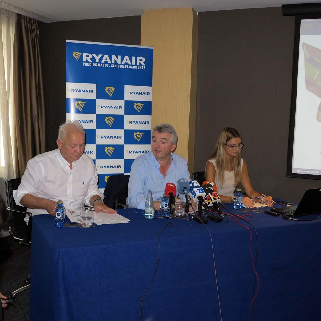 El CEO de Ryanair anunció ayer que contratarán 600 pilotos de aquí a junio de 2018.
