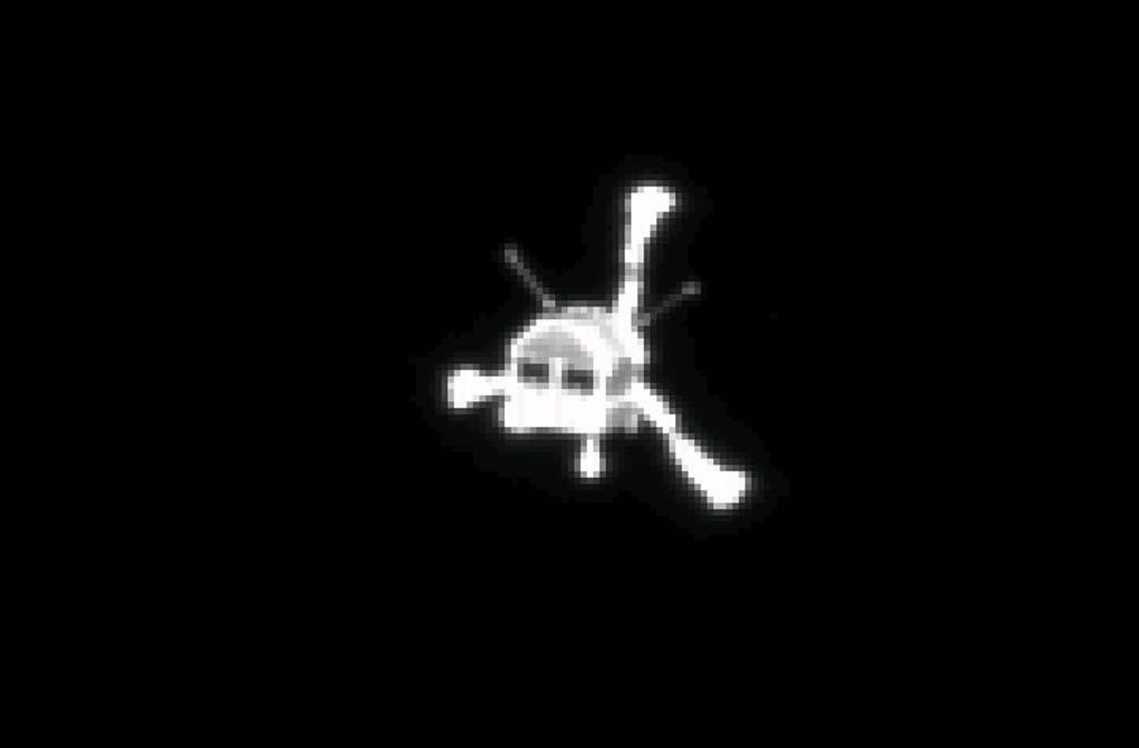 La sonda Philae fotografiada por Rosetta al iniciar su descenso hacia el cometa 67P/Churyumov-Gerasimenko