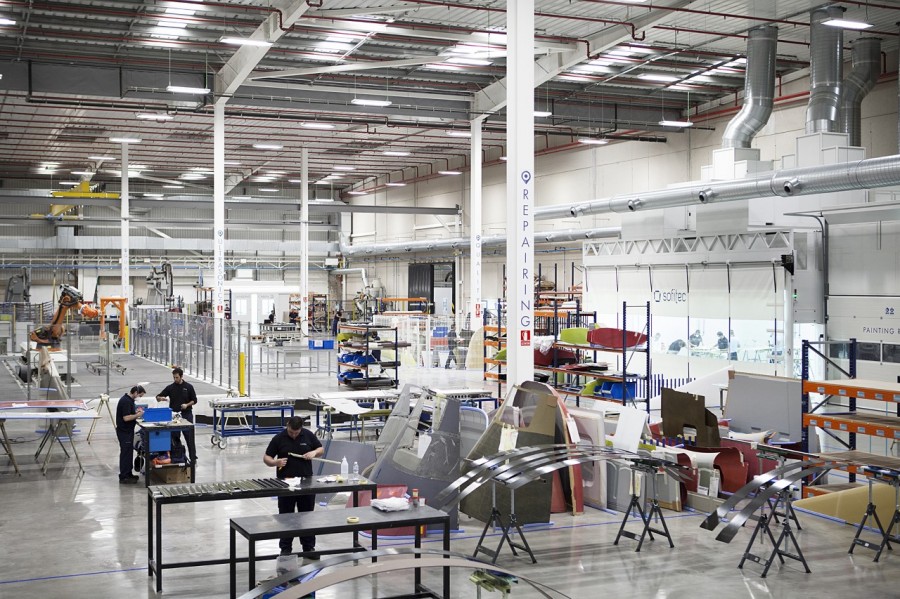Sofitecc entrega el paquete número 50 del A350 a Premium Aerospace ...