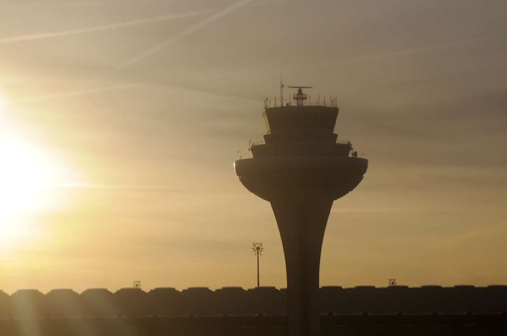 Torre de control del aeropuerto Madrid Barajas