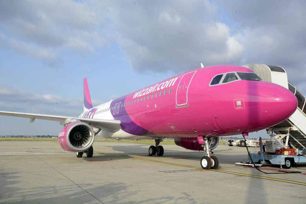 WizzAir opera 52 A320 desde 17 bases en Europa.
